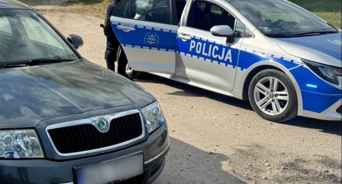 Piraci drogowi, promilami uprawnień przez powiat świecki Policjanci wyeliminowali kolejnych kierowców - zdjęcie, fotografia