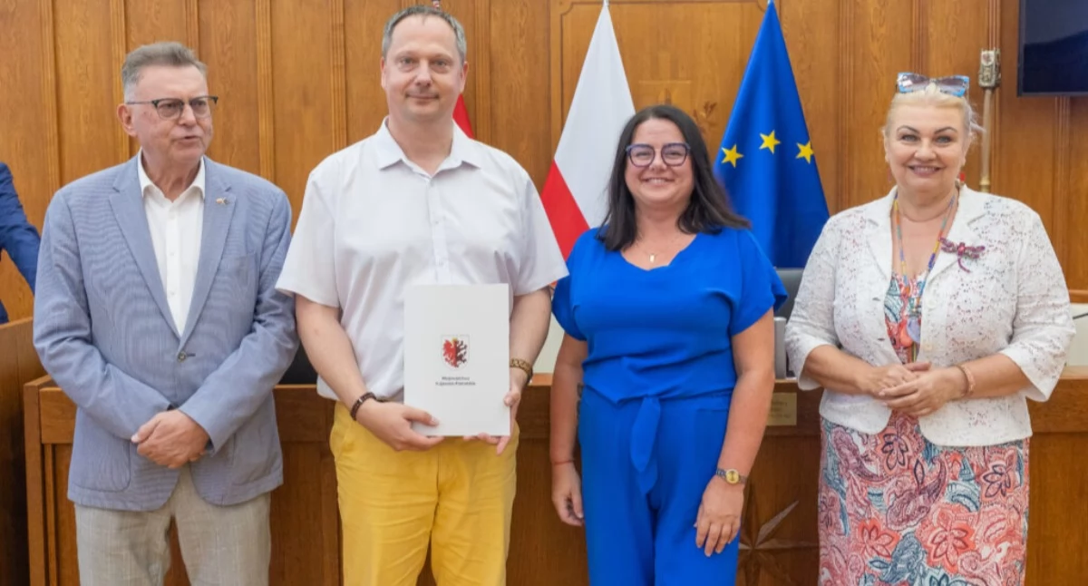 Inwestycje, Starostwa Powiatowego Świeciu Wiemy zostaną przeznaczone środki - zdjęcie, fotografia