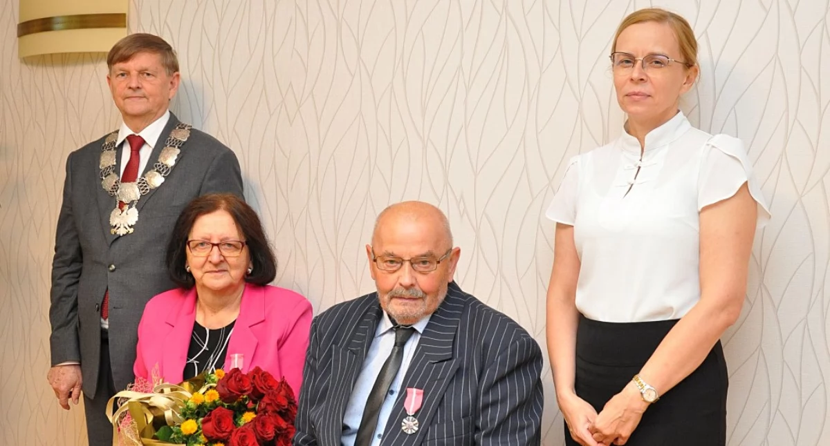 Jubileusz, Medale Prezydenta złote - zdjęcie, fotografia