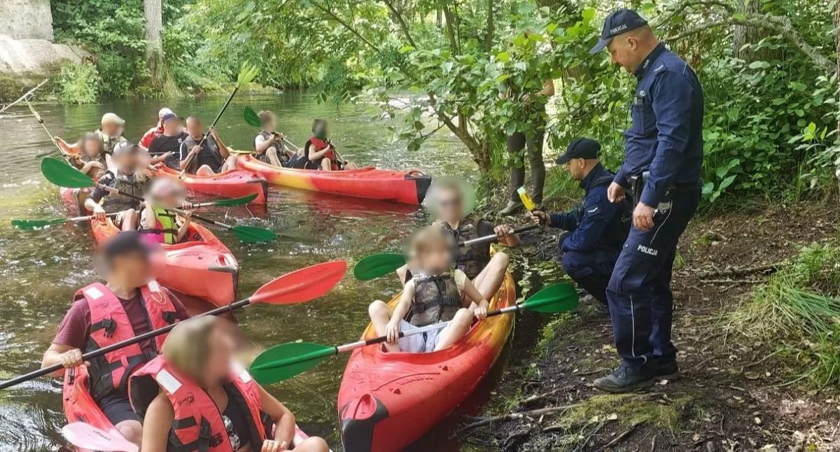 Akcja policji, Działania służb Wdzie poszły alkomaty - zdjęcie, fotografia