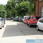 Teren przy dworcu także zapchany był pojazdami