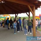 Festyn przyciągnął nad jezioro sporo mieszkańców Nowego