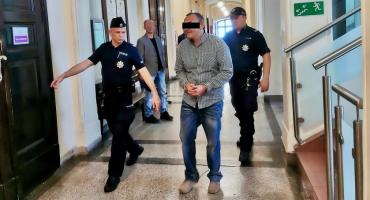 Rozpoczął się proces Adama B. Brutalnie zgwałcił i pobił swoją sąsiadkę z Michala. Kobieta nie przeżyła