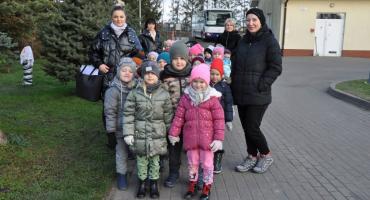 Dzieci z gminy Pruszcz pomagają przetrwać zimę zwierzętom ze schroniska. Każdy może włączyć się do zbiórki [ZDJĘCIA]