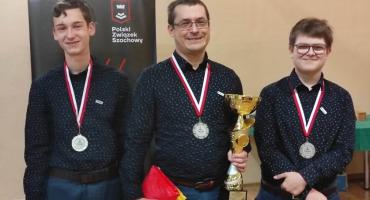 Nova-Tech drużynowym wicemistrzem Polski. Fabian Spionkowski piątym szachistą turnieju