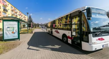 Obniżka cen biletów miesięcznych komunikacji miejskiej. Na okres wakacji