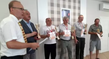 Mistrzostwa Polski Seniorów Starszych w warcabach polowych. Srebro i brąz dla zawodników SIN Razem Świecie