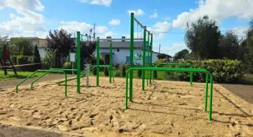 Kolejne place zabaw na terenie gminy Świecie doposażone. To inicjatywy mieszkańców