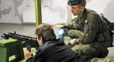 Można było zobaczyć jak wygląda wyposażenie wojskowe. I poćwiczyć