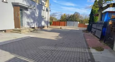 Mieszkańcy doczekali się nowej drogi. Nie muszą już chodzić po błocie i kałużach