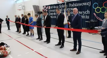 Hala sportowa w Drzycimiu uroczyście otwarta. Świętowano też jubileusz 60-lecia szkoły