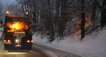 Zapowiadane są marznące opady deszczu. Zarząd Dróg Wojewódzkich wydał komunikat