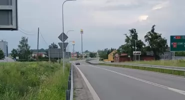 Będzie w końcu chodnik do McDonalda? Trwają usilne działania