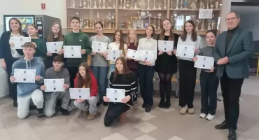 Mają wysokie wyniki w nauce i osiągnięcia sportowe. Gmina Osie ich doceniła