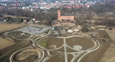 Zmienia się otoczenie zamku w Świeciu. Na jakim etapie są prace?
