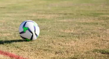 Okręgówka wznawia rozgrywki. Drużyny z powiatu świeckiego faworytami w pierwszych meczach