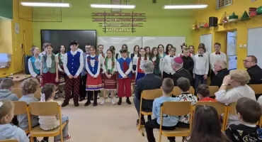 Termomodernizacja budynku SP i przedszkola w Jeżewie. Znamy oferty w kolejnym przetargu