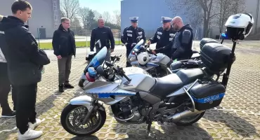 Czarny weekend na drogach województwa. Policjanci ze Świecia spotkali się z kandydatami na motocyklistów 