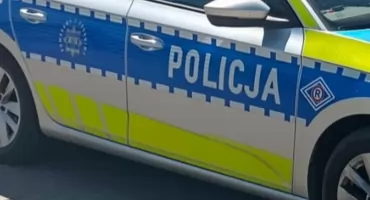 Wypadek w Lubiewicach (pow. tucholski). Pijany sprawca uciekł z miejsca zdarzenia, teraz za to odpowie 