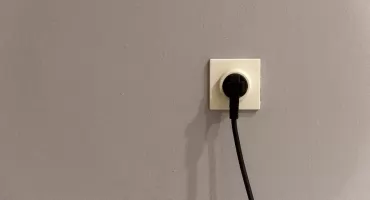 Przerwy w dostawie energii elektrycznej w powiecie świeckim. Tutaj nie będzie prądu [LISTA]