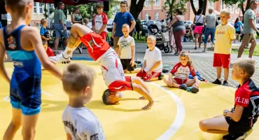 Piknik Profilaktyczny w Świeciu. „Czas radości, fajna sprawa – bez nałogów jest zabawa”