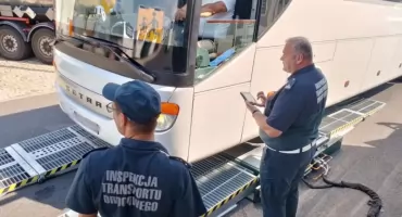Skontrolowano 250 autokarów. Niektóre pojazdy nie pojechały dalej