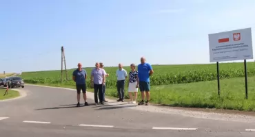 Droga Sierosław-Sierosławek. Zakończono prace [ZDJĘCIA]