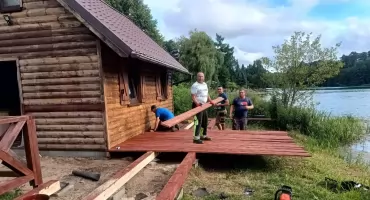 Trwa remont stanicy w Grzybku. To społeczne zaangażowanie i wsparcie samorządu